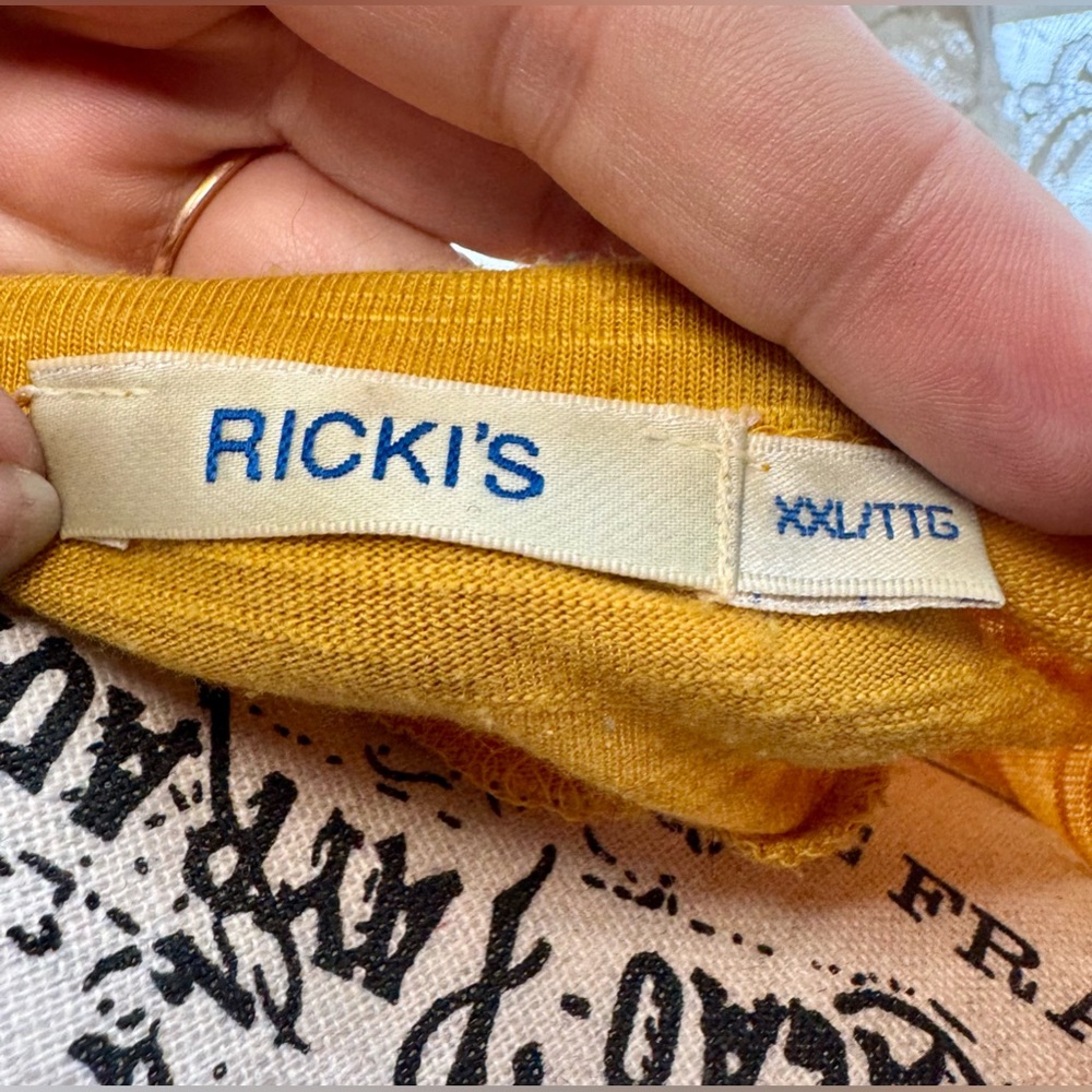 Ricki’s Tank Top. - Picture 5 of 7